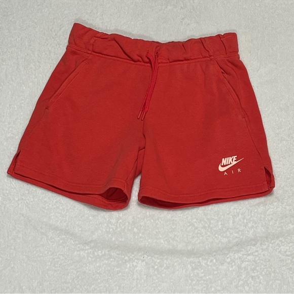 NIKE Girl's Nike Air Athletic Shorts Red with Pockets Size Large - Picture 1 of 9